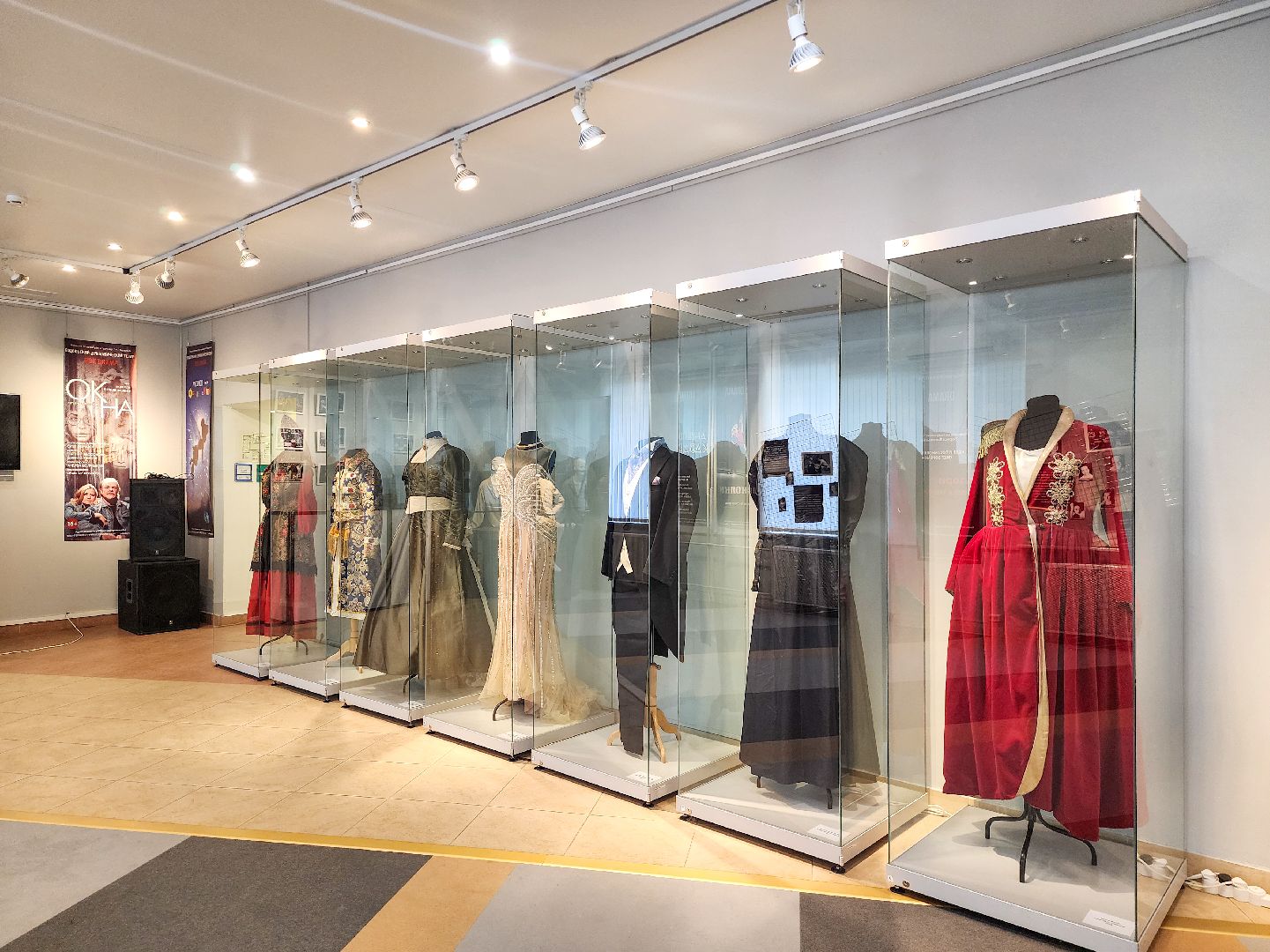 Подольск, 15 лет театру, подольский драматический театр, Юбилей, Выставка,