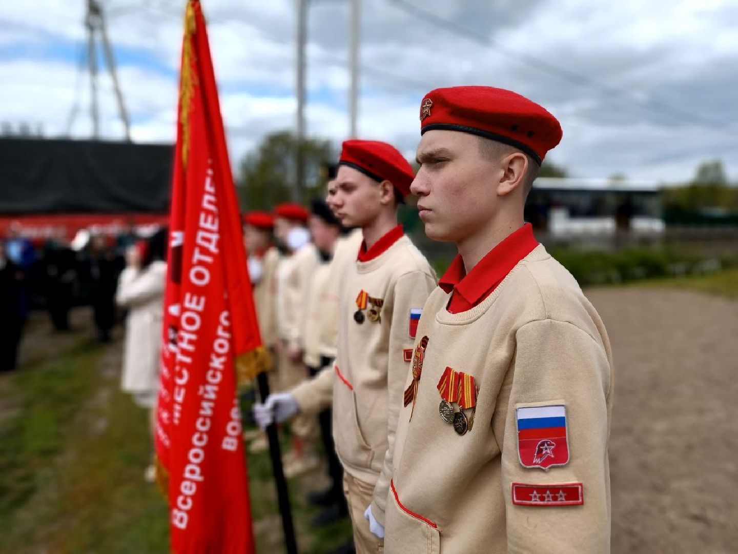 Можайск, Можайский городской округ, Подмосковье, День Победы, поздравление ветерана, фронтовая бригада, песни военных лет, 9 мая