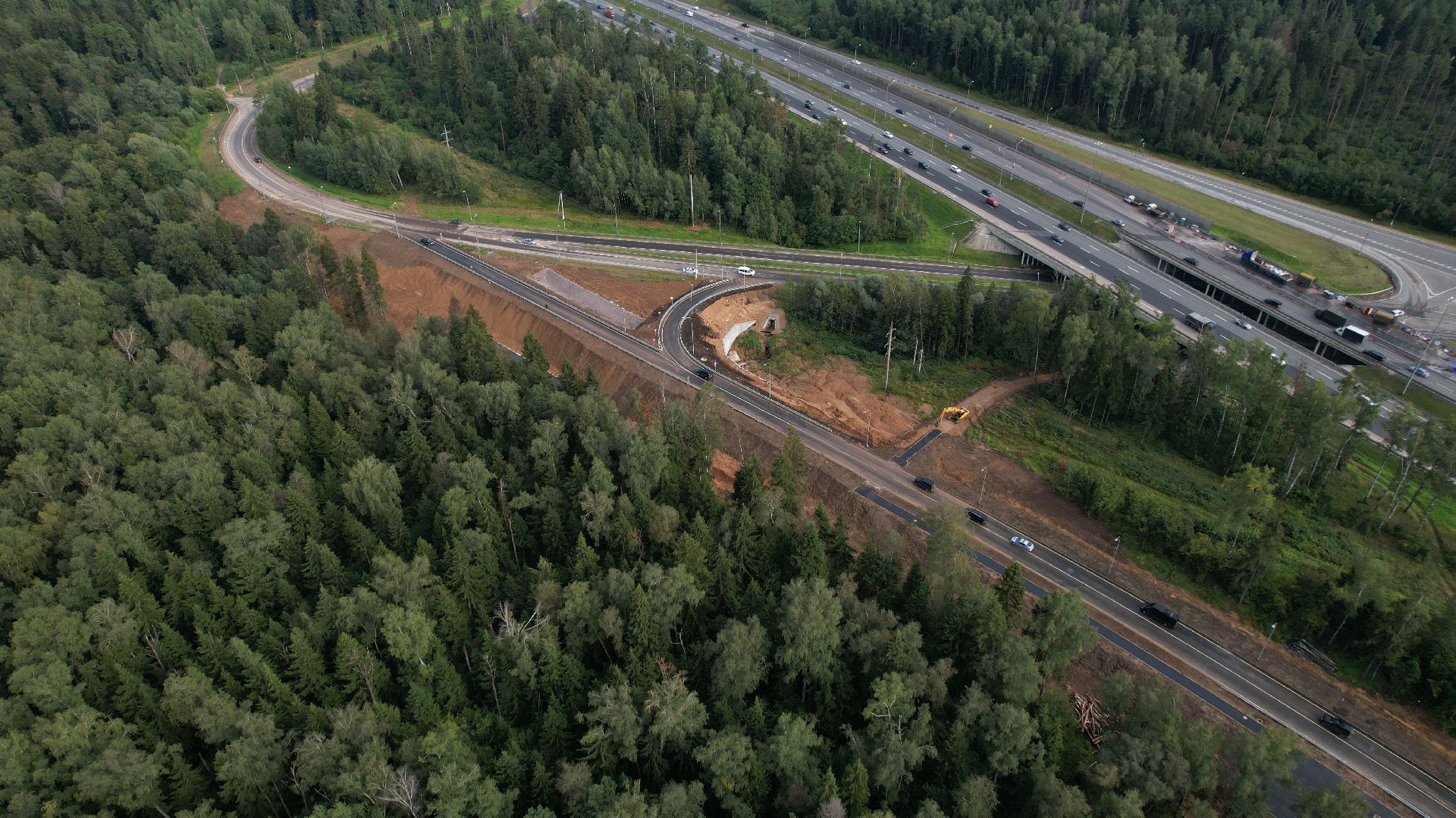 видео с коптера, дорога в павловской слободе, дороги подмосковья,