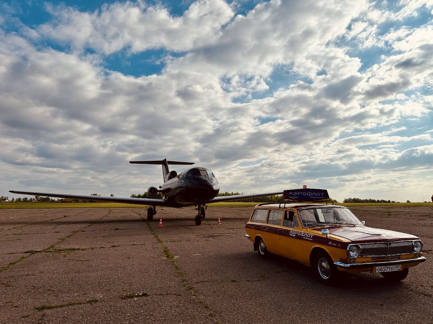 пилоты, раменское, верхнее мячково, аэродром мячково, авиационный форум,выставка самолетов, авиашоу,