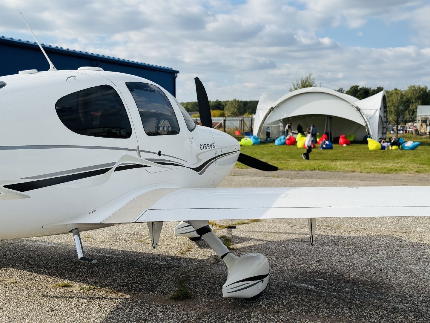 пилоты, раменское, верхнее мячково, аэродром мячково, авиационный форум,выставка самолетов, авиашоу,