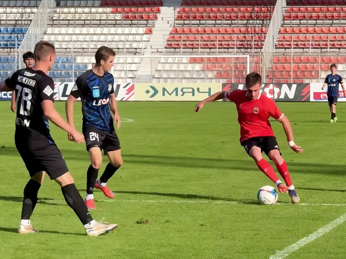 раменское, сатурн, леон сатурн, раменский сатурн, футбол, вторая лига,