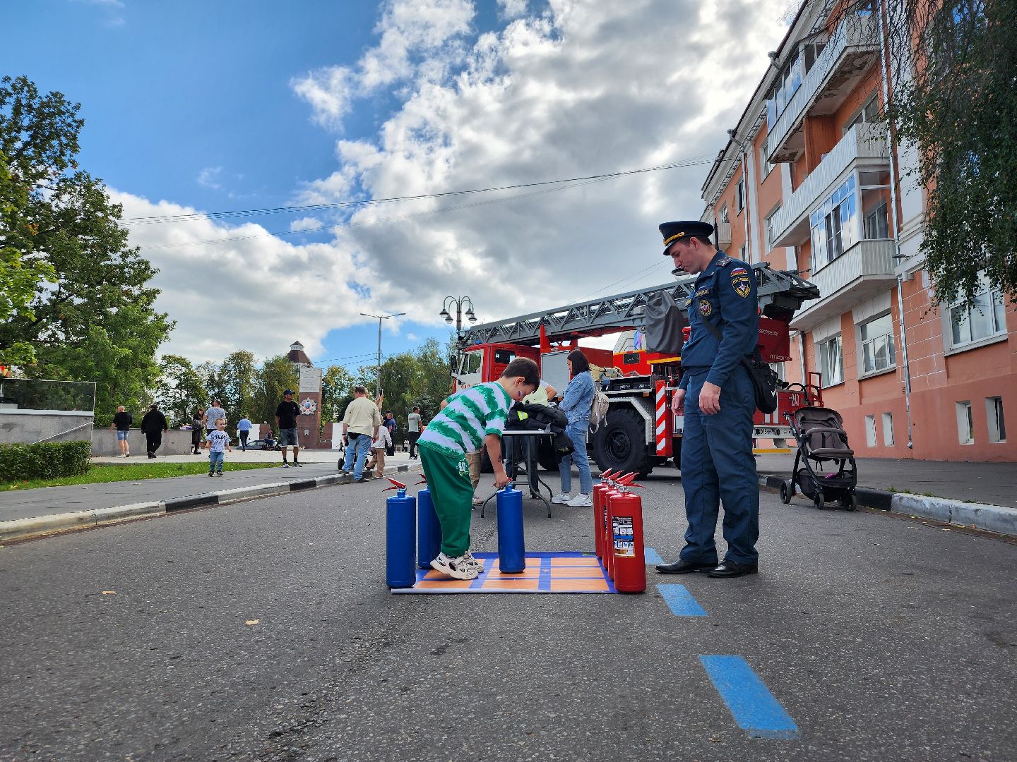 мчс, выставка мчс, спасатели, ногинск, богородский городской округ,
