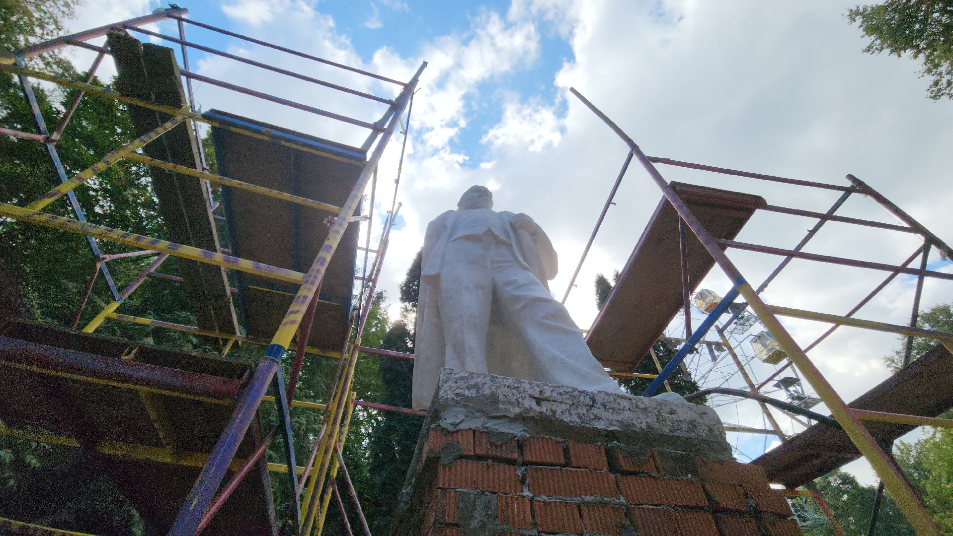 красногорск, история, краеведение, городской парк, реконструкция,