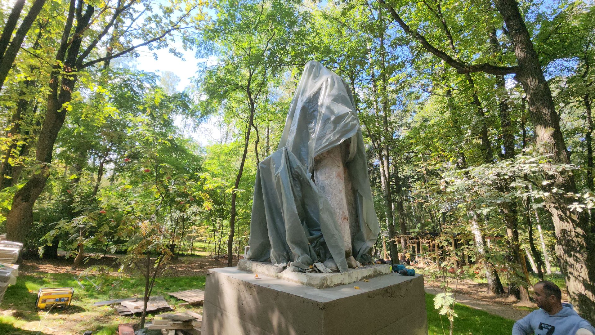 красногорск, история, краеведение, городской парк, реконструкция,