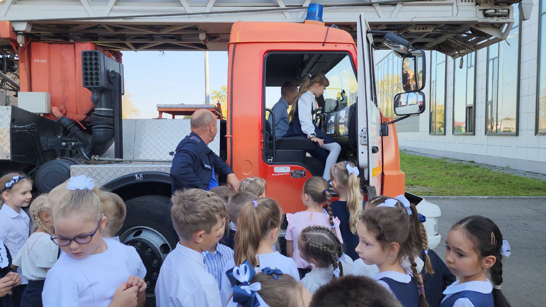 луховицы, тренировка по эвакуации, школа 1 в луховицах,