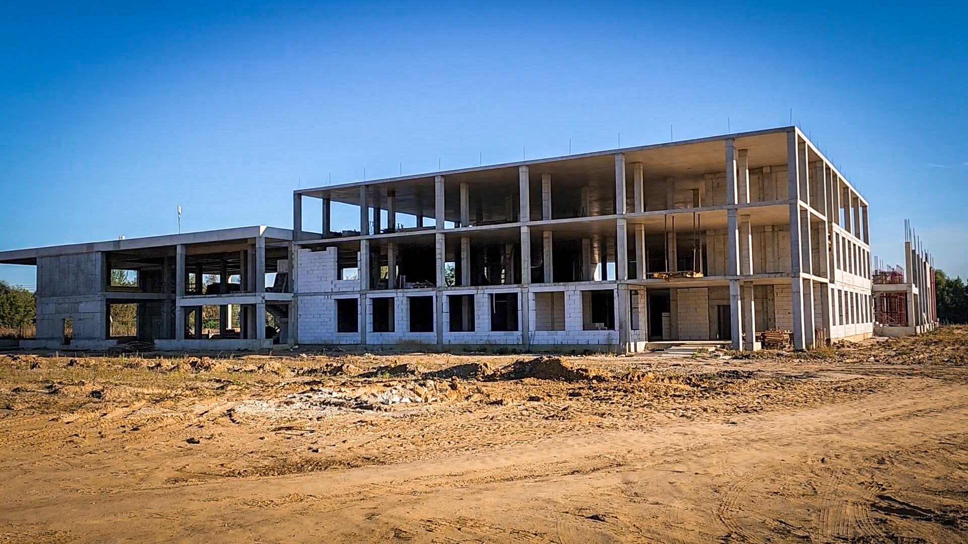 бронницы, строительство административно-бытового центра , обслуживание грузовых автомобилей в бронницах,