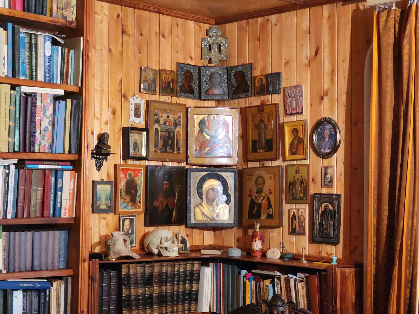 сергиев посад, сергиево-посадский городской округ, дом-музей александра меня, александр мень,фонд имени александра меня, семхоз, краеведческий музей на месте убиения протоиерея александра меня, сергиевский храм, дубрава, кпц дубрава,