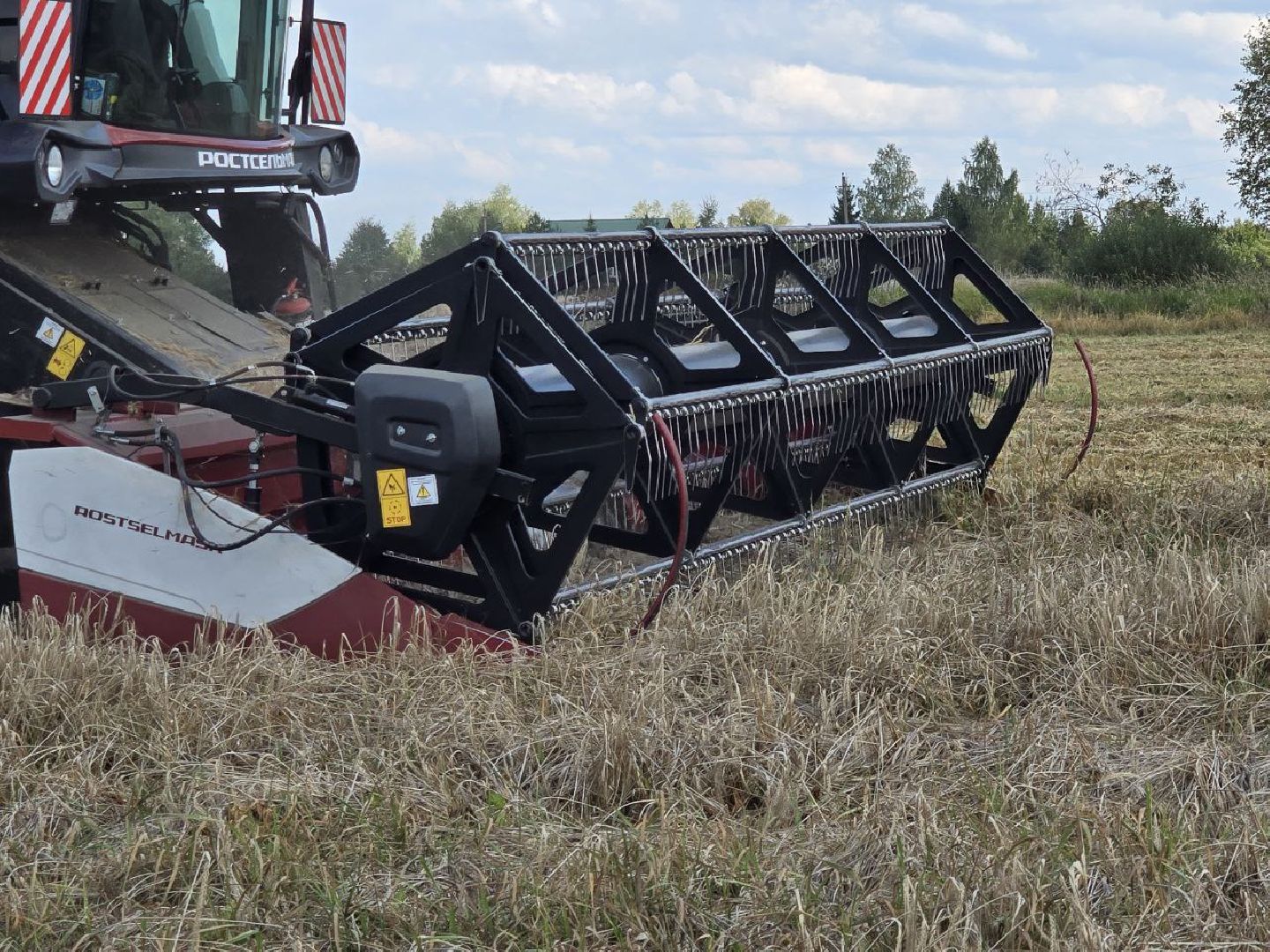 можайск, можайский муниципальный округ, подмосковье, сельское хозяйство, колхоз уваровский, уборочная кампания, сбор урожая, аграрии ,