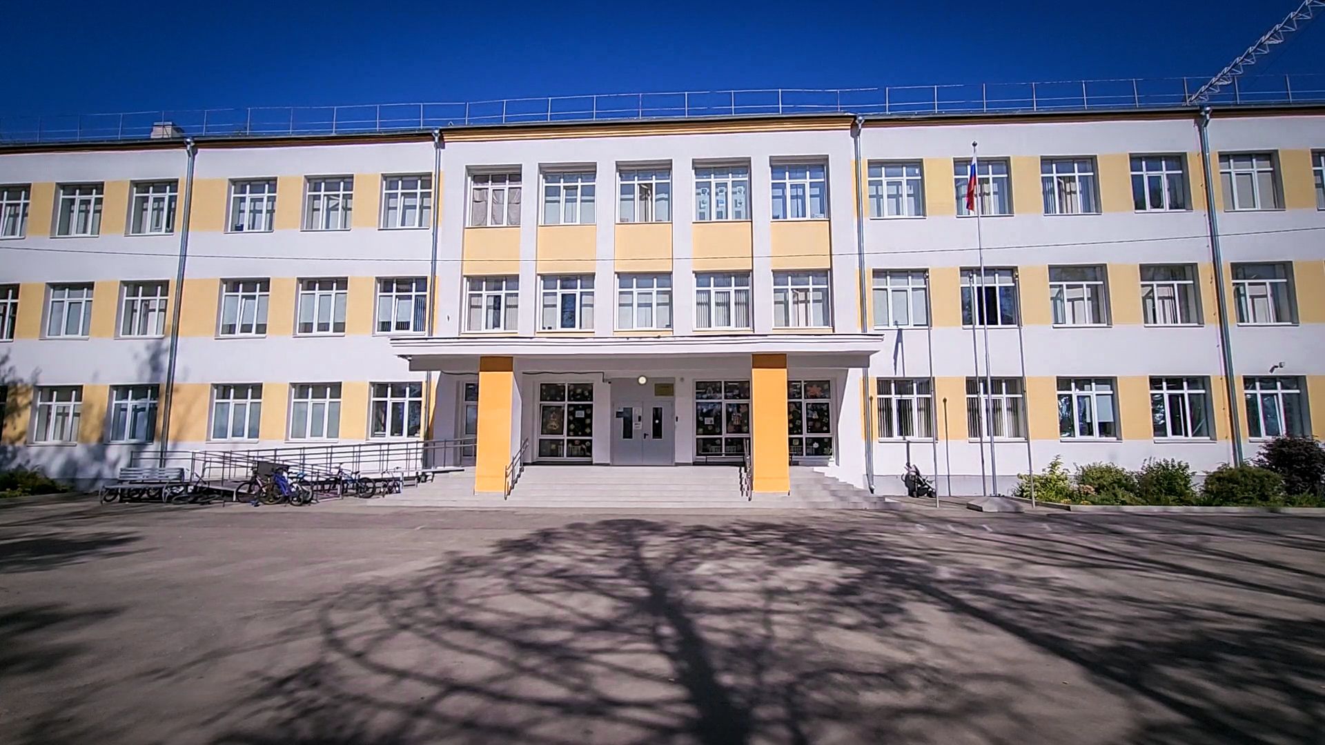 бронницы, новый учитель в бронницком лицее , новый учитель биологии в бронницах, молодой учитель бронницы,