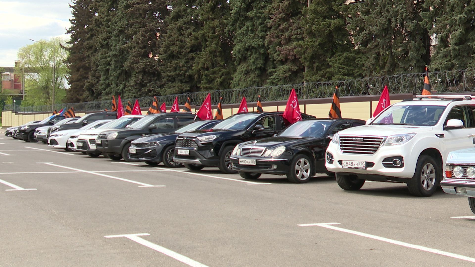 Реутов, Бессмертный автополк, колонна, шествие