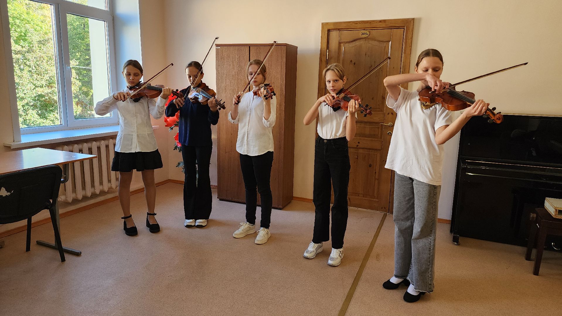 кашира, образование, ожерелье, детская школа искусств, капитальный ремонт, переезд, школа-интернат, дк, музыканты,