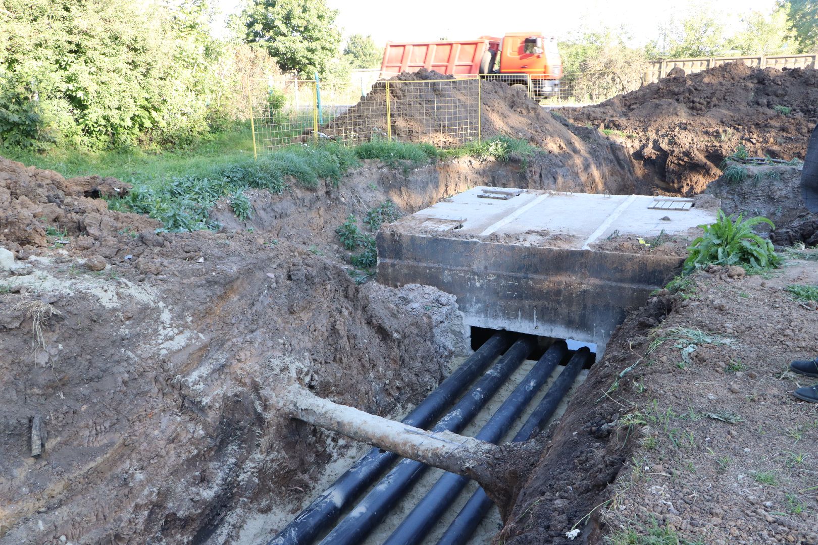 серебряные пруды , строительство теплотрассы Мочилы, жкх, отопительный сезон 2025-2026,