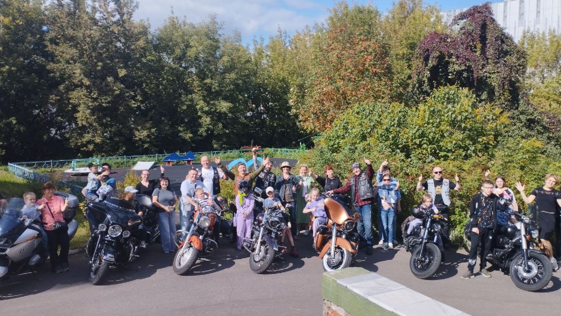 ивантеевка, центр социальной реабилитации, центр социального обслуживания, дети с овз, байкеры, встреча, мотогонки, байк-шоу, дети с особенностями развития,