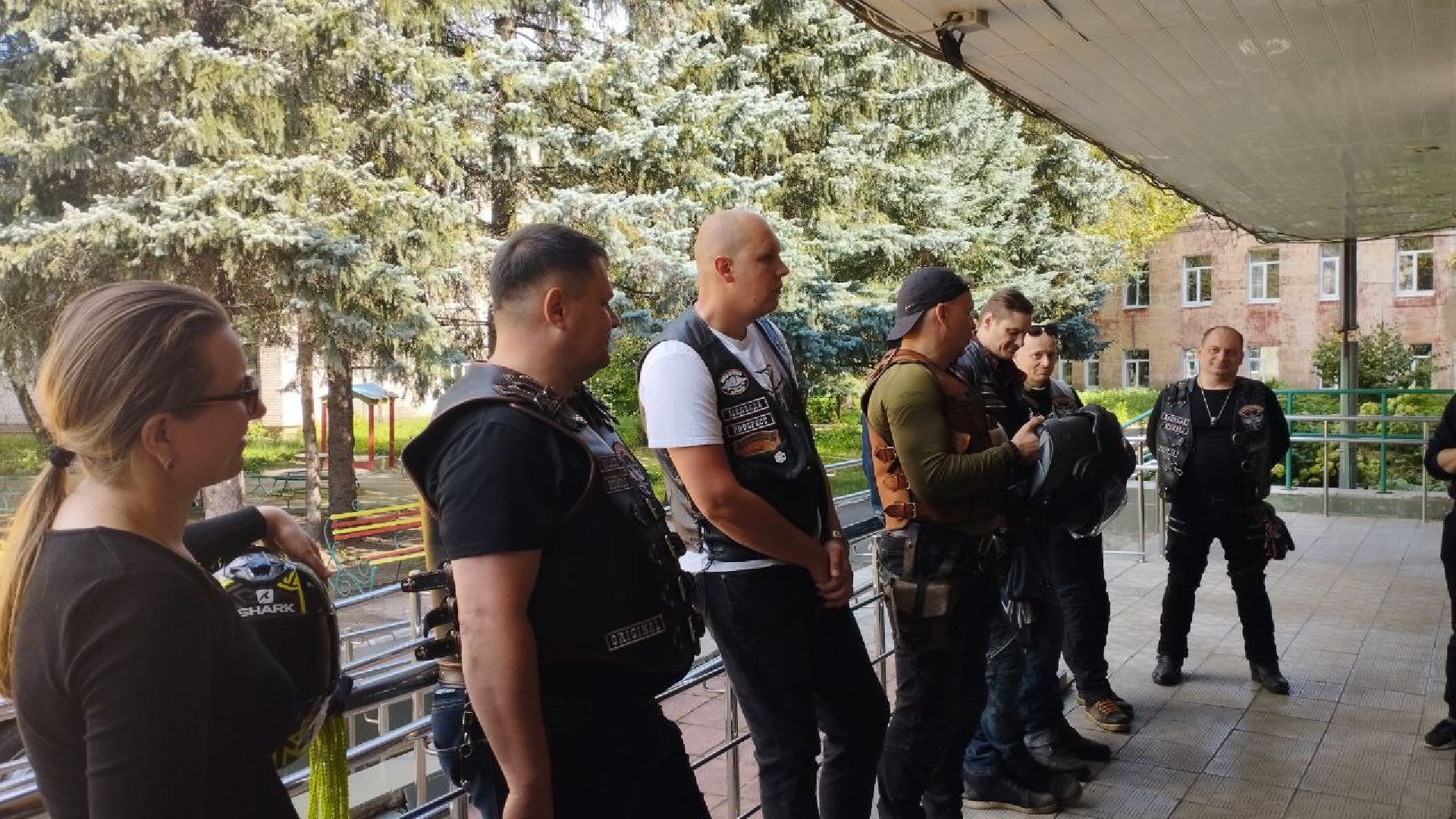 ивантеевка, центр социальной реабилитации, центр социального обслуживания, дети с овз, байкеры, встреча, мотогонки, байк-шоу, дети с особенностями развития,