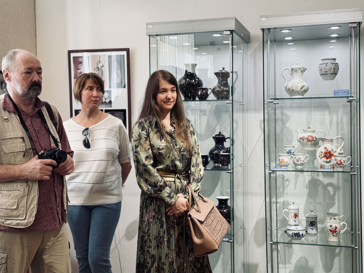 раменское, гжель, открытие выставки, бессарабова, художники гжели,