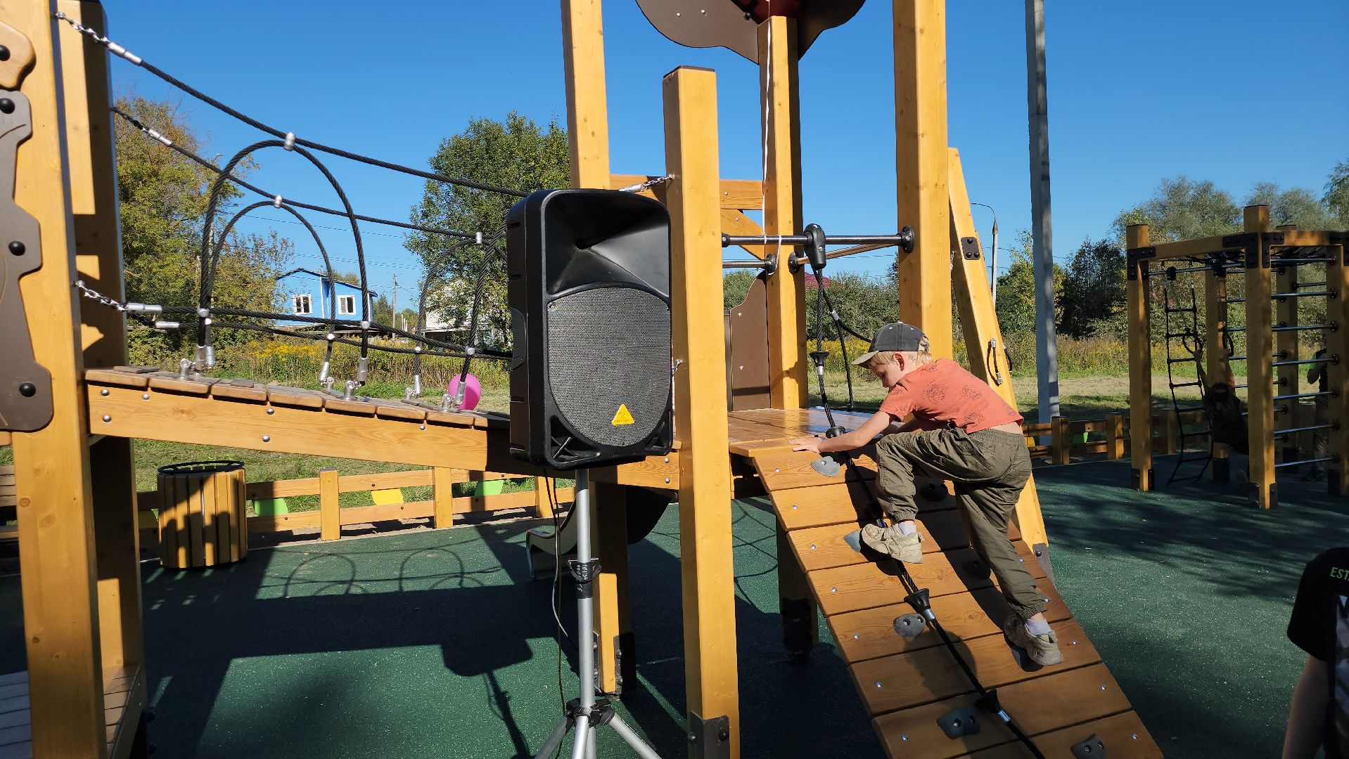 серпухов, бутрулино, подмосковье, новая детская площадка,