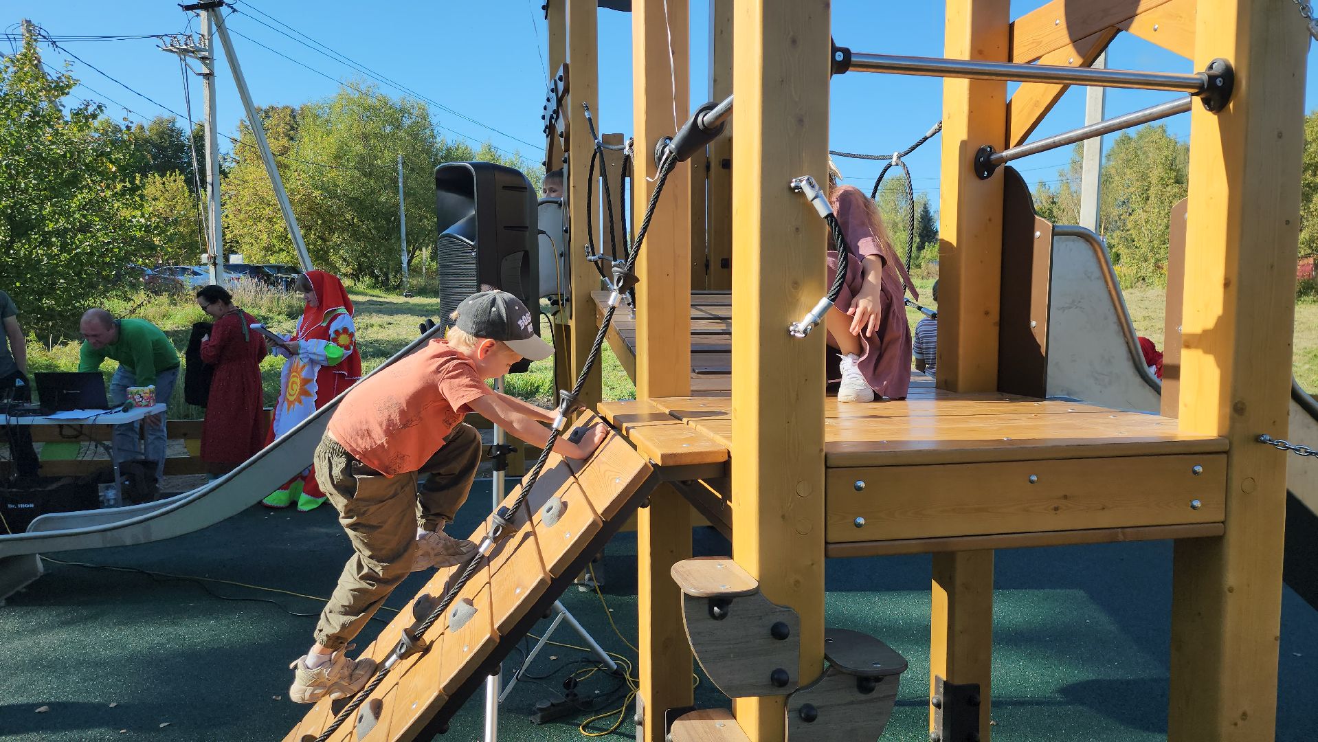 серпухов, бутрулино, подмосковье, новая детская площадка,