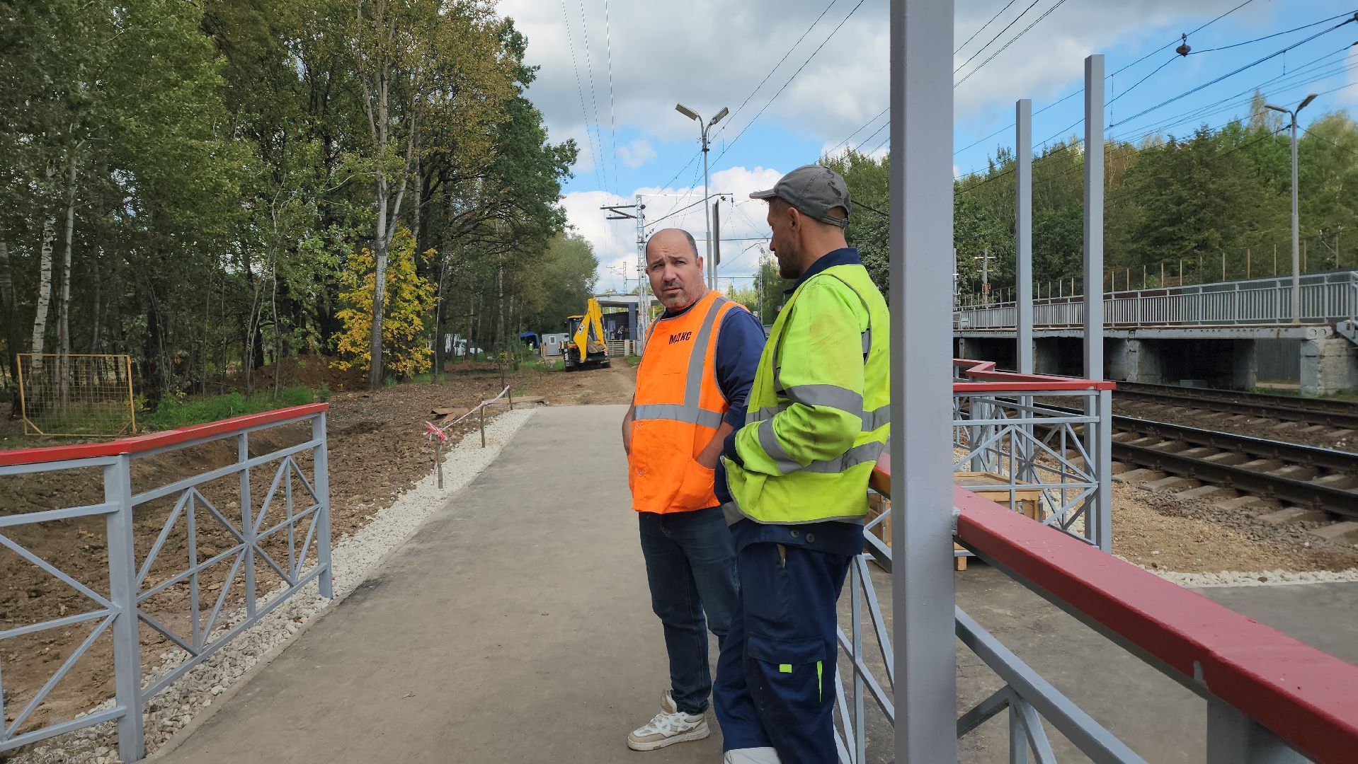 установка, Освещение , светодиодные фонари, железнодорожная станция, Луговая, Лобня ,