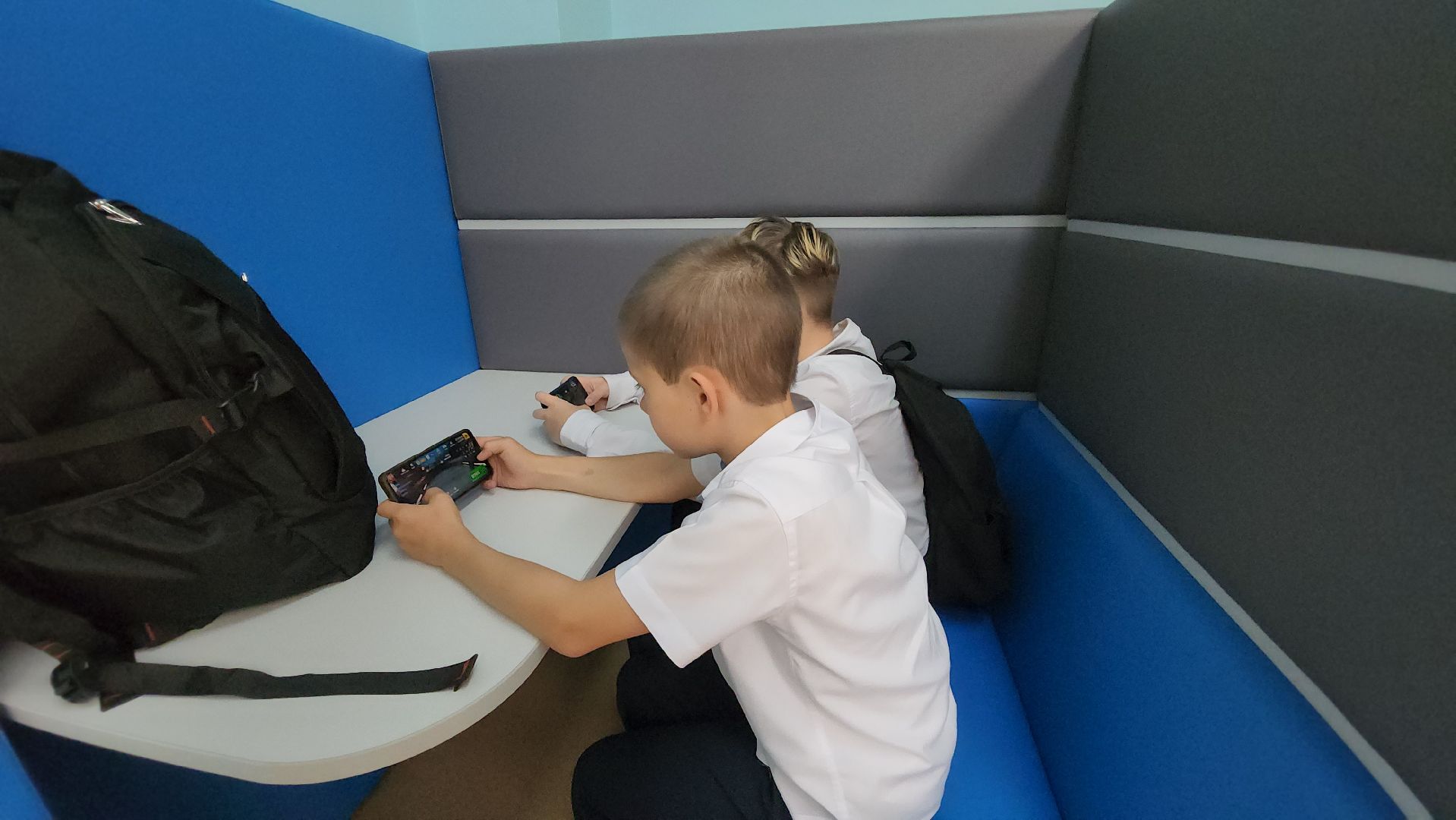 Школа, Лобня, зона отдыха, Школьная мебель ,