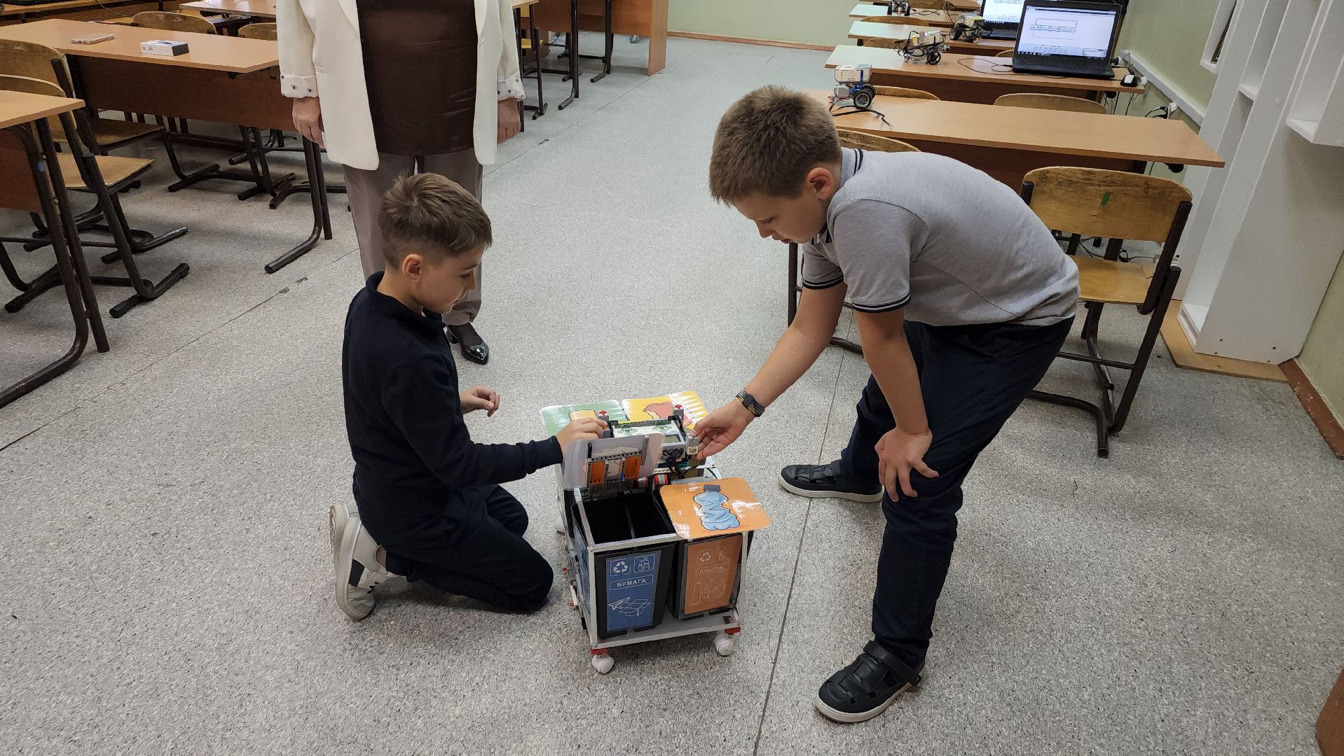 пушкинский округ, правдинский, робототехника, точка роста, образовательный комплекс, программирование, ученики,лего,конкурсы,