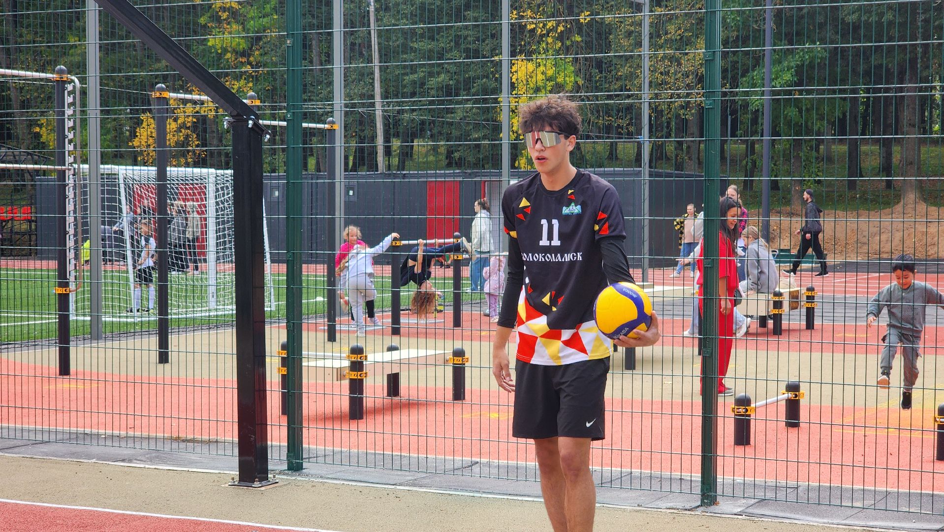 волоколамск, открытие стадиона, волейбол, многофункциональная спортивная площадка,