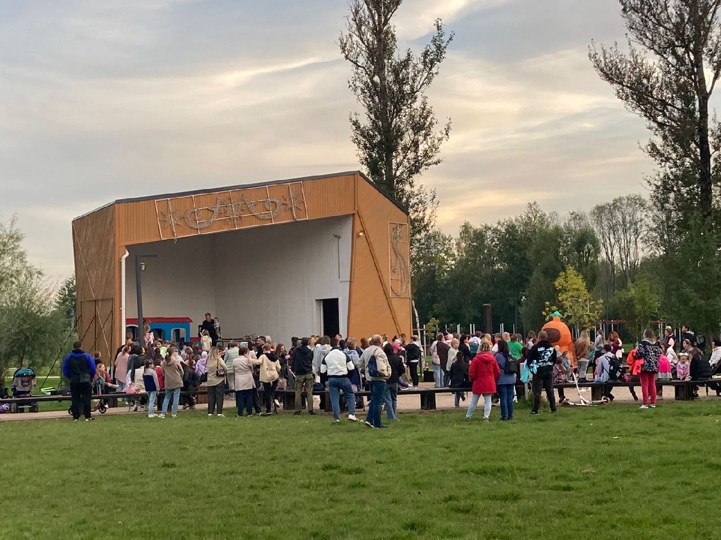 Фестиваль желаний запрудня, Фестиваль мыльных пузырей , талдомский городской округ, Запркдня солнечный берег,