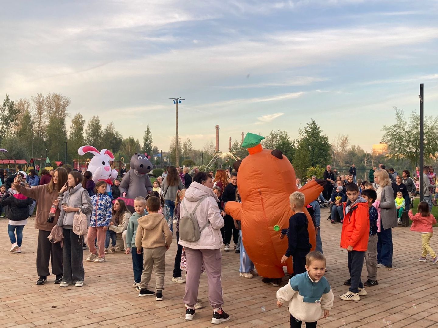 Фестиваль желаний запрудня, Фестиваль мыльных пузырей , талдомский городской округ, Запркдня солнечный берег,