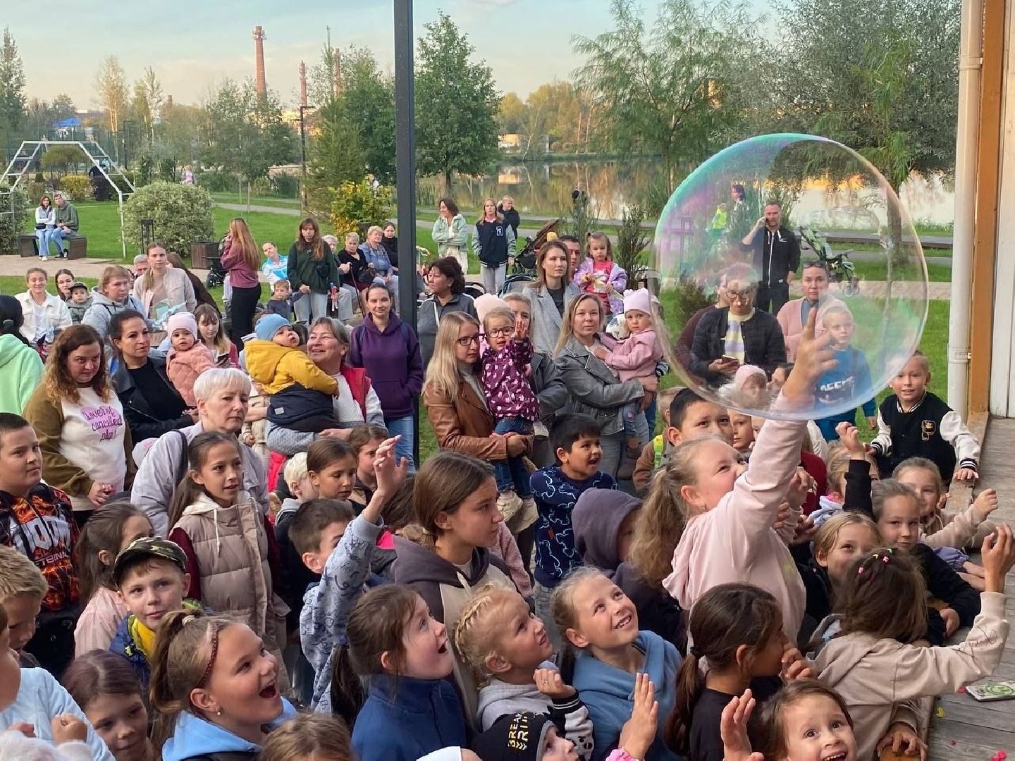 Фестиваль желаний запрудня, Фестиваль мыльных пузырей , талдомский городской округ, Запркдня солнечный берег,