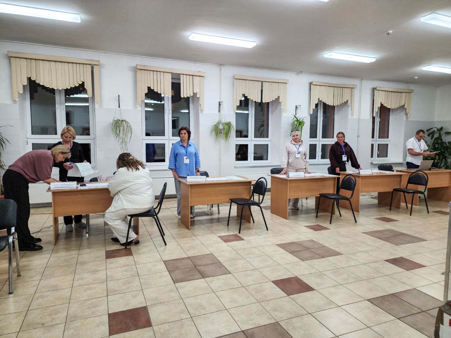 Подольск, Выборы, избирательный участок,Председатель уика,