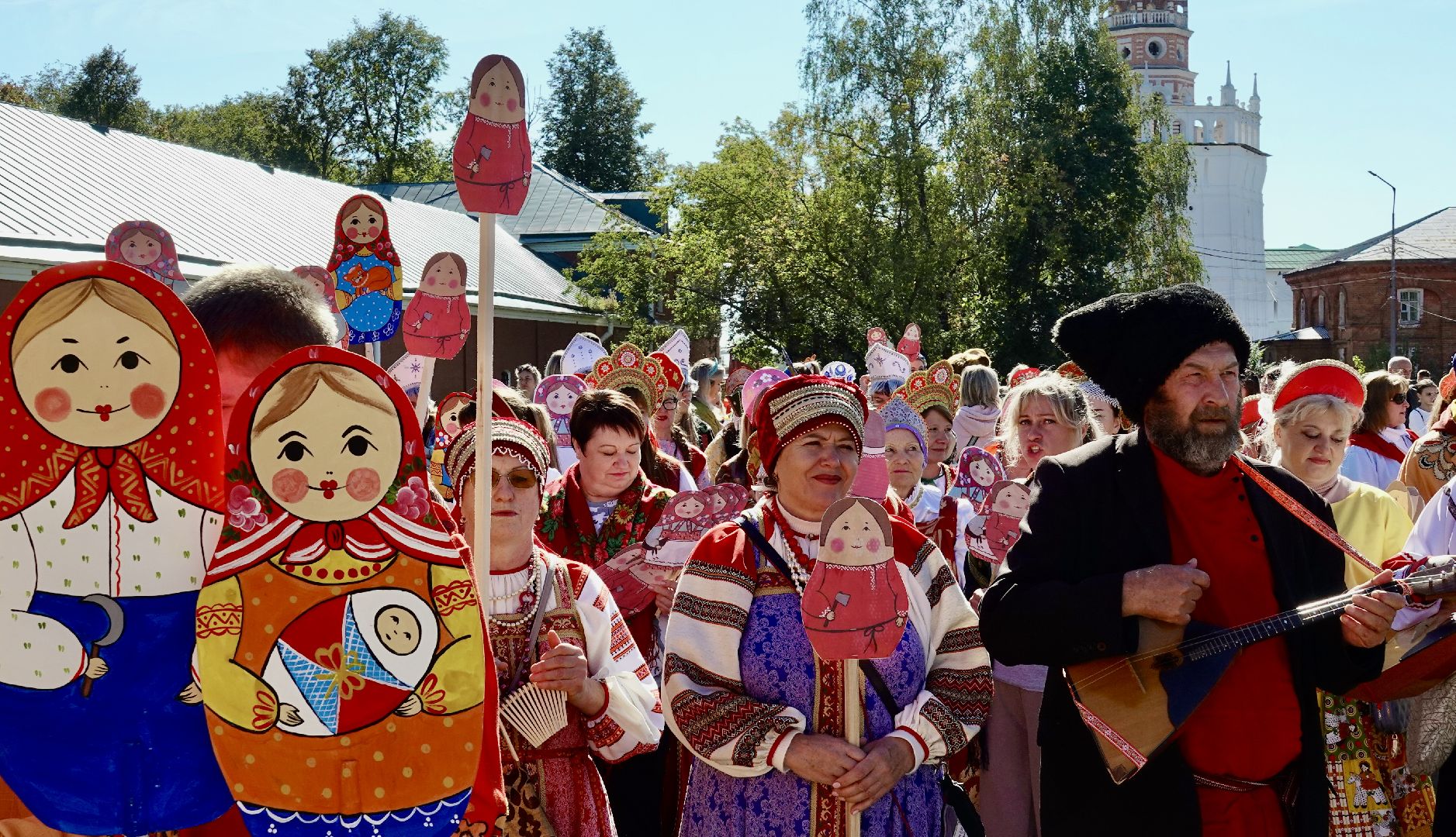 сергиев посад, сергиеао-посадский городской округ, посадская матрешка, история , традиции , культура , фестиваль ,