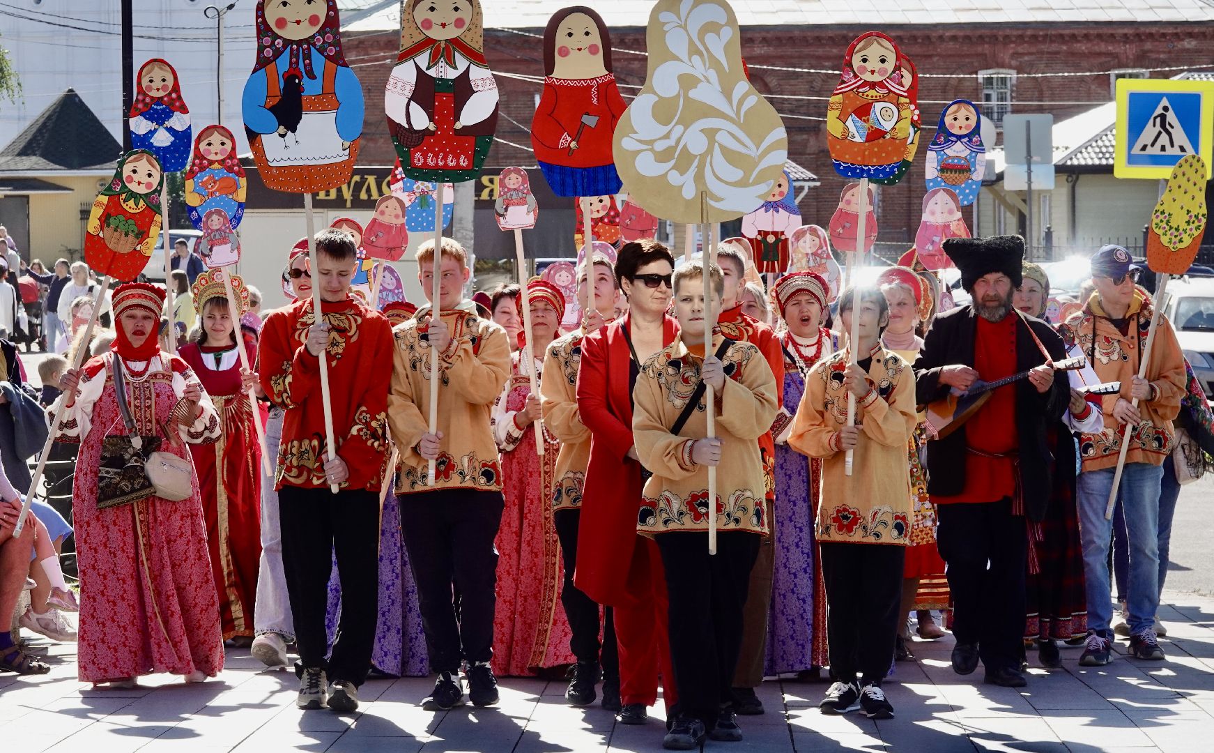 сергиев посад, сергиеао-посадский городской округ, посадская матрешка, история , традиции , культура , фестиваль ,