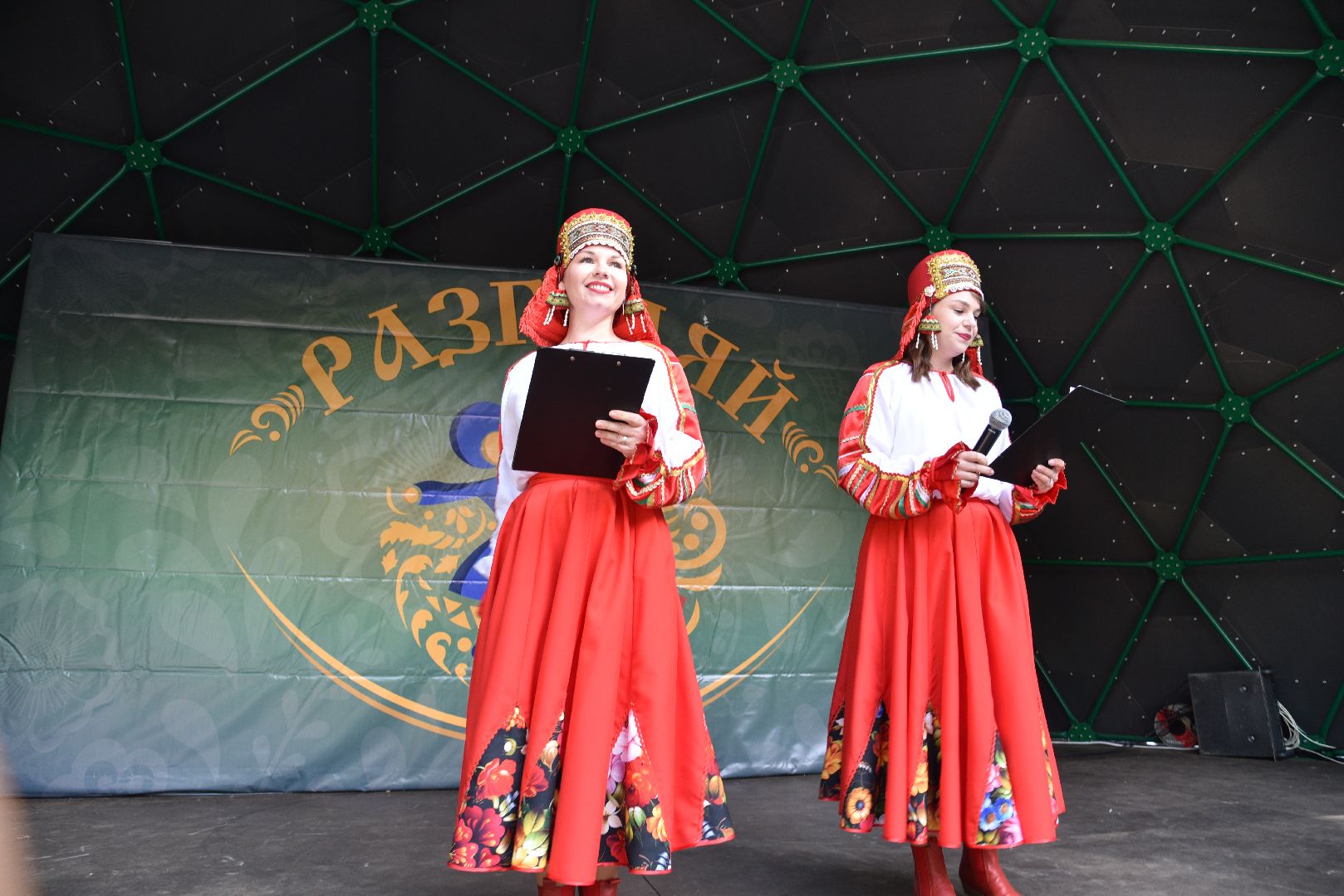 лотошино, лотошинский парк, картофельный разгуляй, праздник, парки подмосковья,