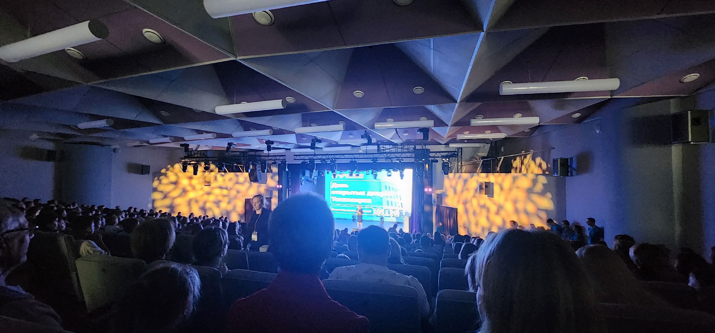 технопарк, долгопрудный, физтех-лицей, кружки, интенсив, детские лабраторатории, динозавры,