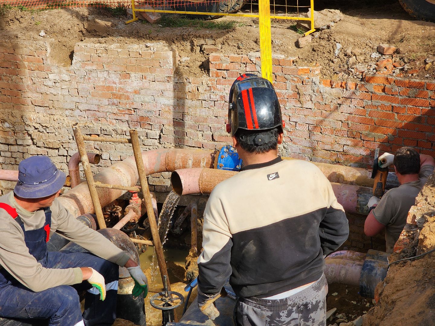 чехов, улица чехова , вишневый бульвар, капремонт теплосети, модернизация инженерных сетей , реконструкция , система отопления и гвс, горячее водоснабжение,подготовка к отопительному сезону, подключение домов к системе гвс, госпрограмма московской области,  развитие инженерной инфраструктуры,