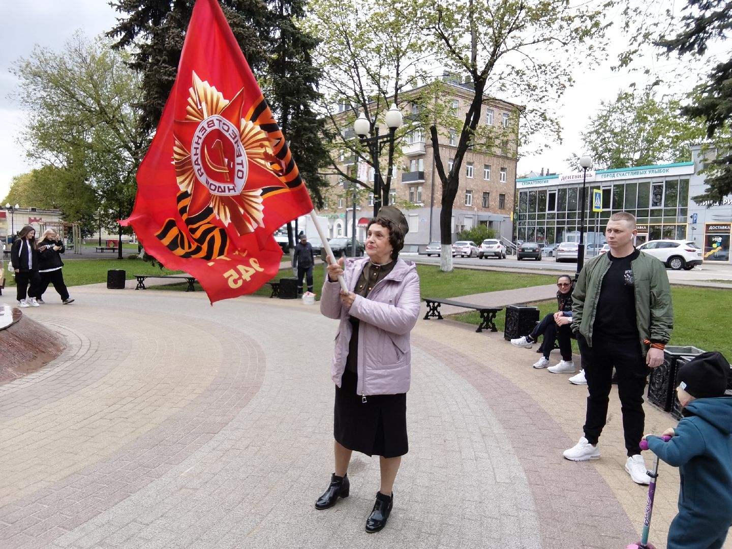 Балашиха, День Победы, 9 Мая, ветераны, герои, СВО, миниконцерт, фонтаны, агитбригада, Подмосковные вечера