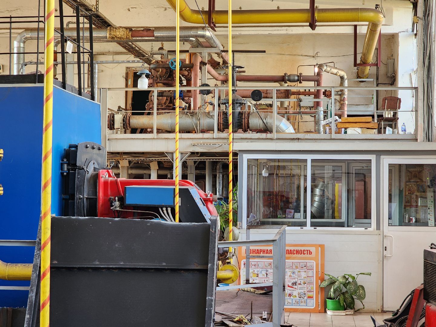 чехов, поселок мещерское, котельная 5, пробная топка, испытания оборудования, тесты, подготовка к отопительному сезону, отопление, теплоснабжение, горячее водоснабжение,жилые дома, социальные объекты, модернизация котельной, замена оборудования,проверка всех систем,