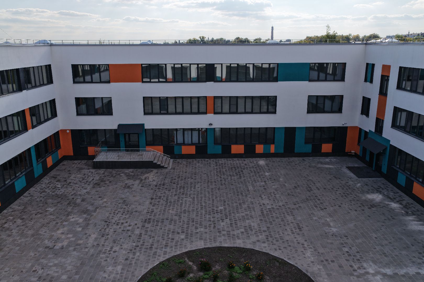 видео с коптера, школа 2 в серпухове, капремонт школы 2 в серпухове,