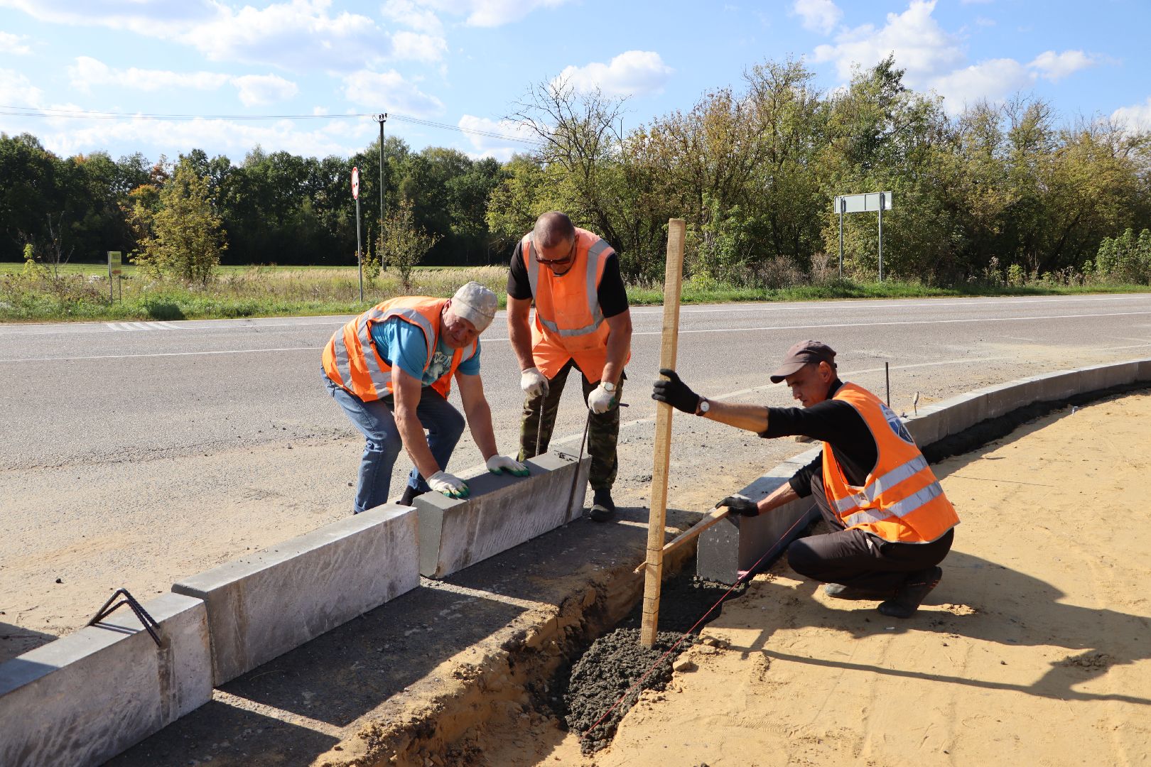 серебряные пруды, мосавтодор, строительство тротуара, коровино,