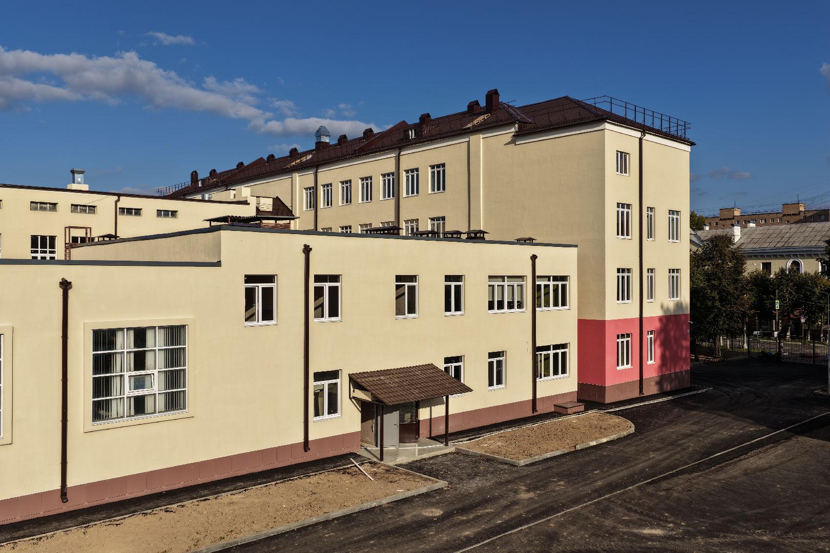 видео с коптера, школе 1 в серпухове,