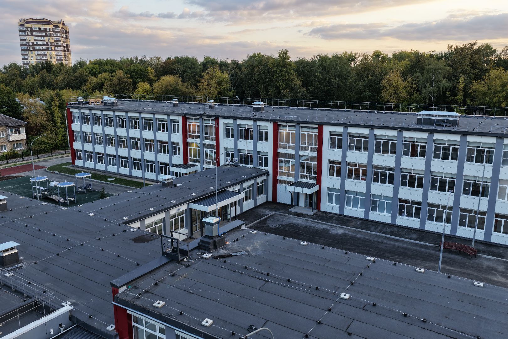 видео с коптера, школа 17 в серпухове,