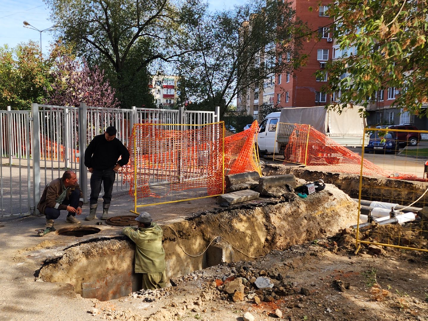 чехов, вишневый бульвар, улица чехова, капремонт теплотрассы, капитальный ремонт теплосетей, система отопления, модернизация, реконструкция, обновление, замена труб, подготовка к отопительному сезону, врезка в систему отопления, горячее водоснабжение, гвс,теплоснабжение, госпрограмма московской области, развитие инженерной инфраструктуры,