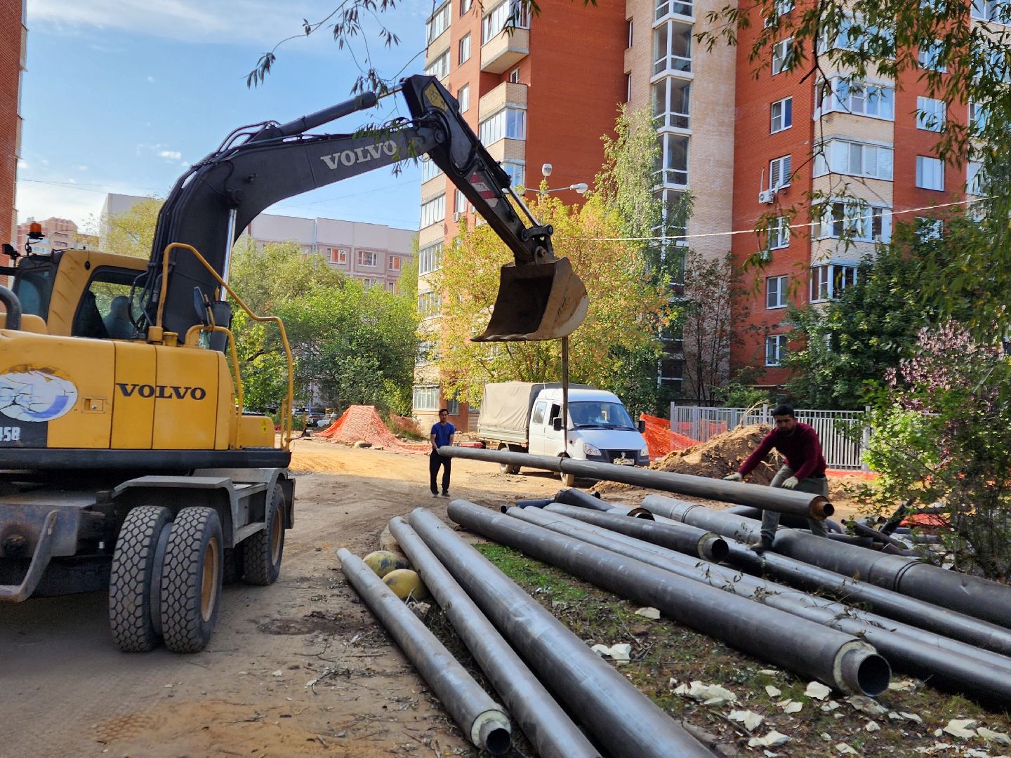 чехов, вишневый бульвар, улица чехова, капремонт теплотрассы, капитальный ремонт теплосетей, система отопления, модернизация, реконструкция, обновление, замена труб, подготовка к отопительному сезону, врезка в систему отопления, горячее водоснабжение, гвс,теплоснабжение, госпрограмма московской области, развитие инженерной инфраструктуры,