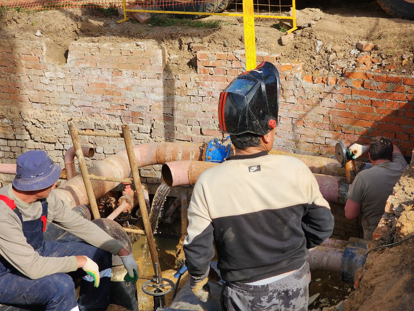 чехов, вишневый бульвар, улица чехова, капремонт теплотрассы, капитальный ремонт теплосетей, система отопления, модернизация, реконструкция, обновление, замена труб, подготовка к отопительному сезону, врезка в систему отопления, горячее водоснабжение, гвс,теплоснабжение, госпрограмма московской области, развитие инженерной инфраструктуры,