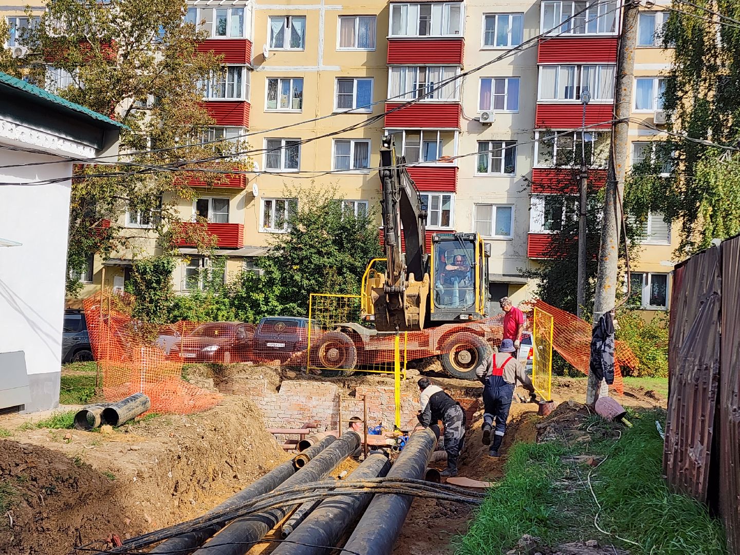 чехов, вишневый бульвар, улица чехова, капремонт теплотрассы, капитальный ремонт теплосетей, система отопления, модернизация, реконструкция, обновление, замена труб, подготовка к отопительному сезону, врезка в систему отопления, горячее водоснабжение, гвс,теплоснабжение, госпрограмма московской области, развитие инженерной инфраструктуры,
