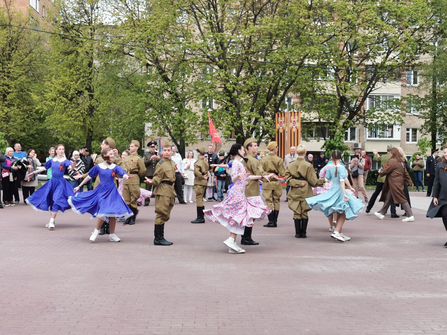 Подольск, возложение