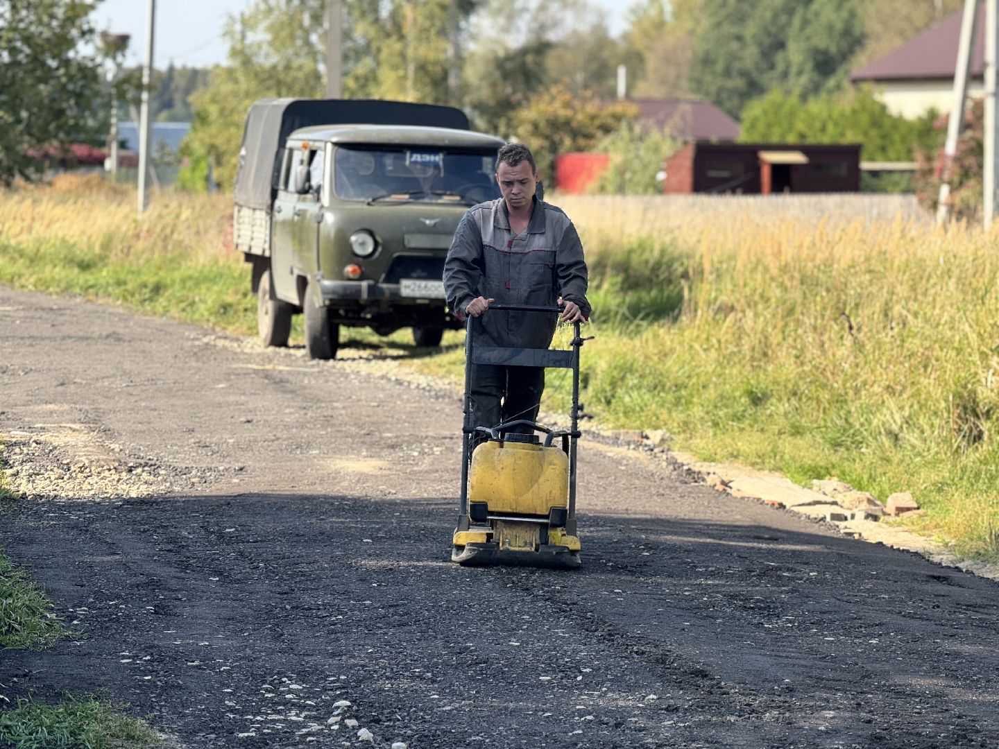шаховская, ямочный ремон, ремонт дороги, асфальтная крошка,