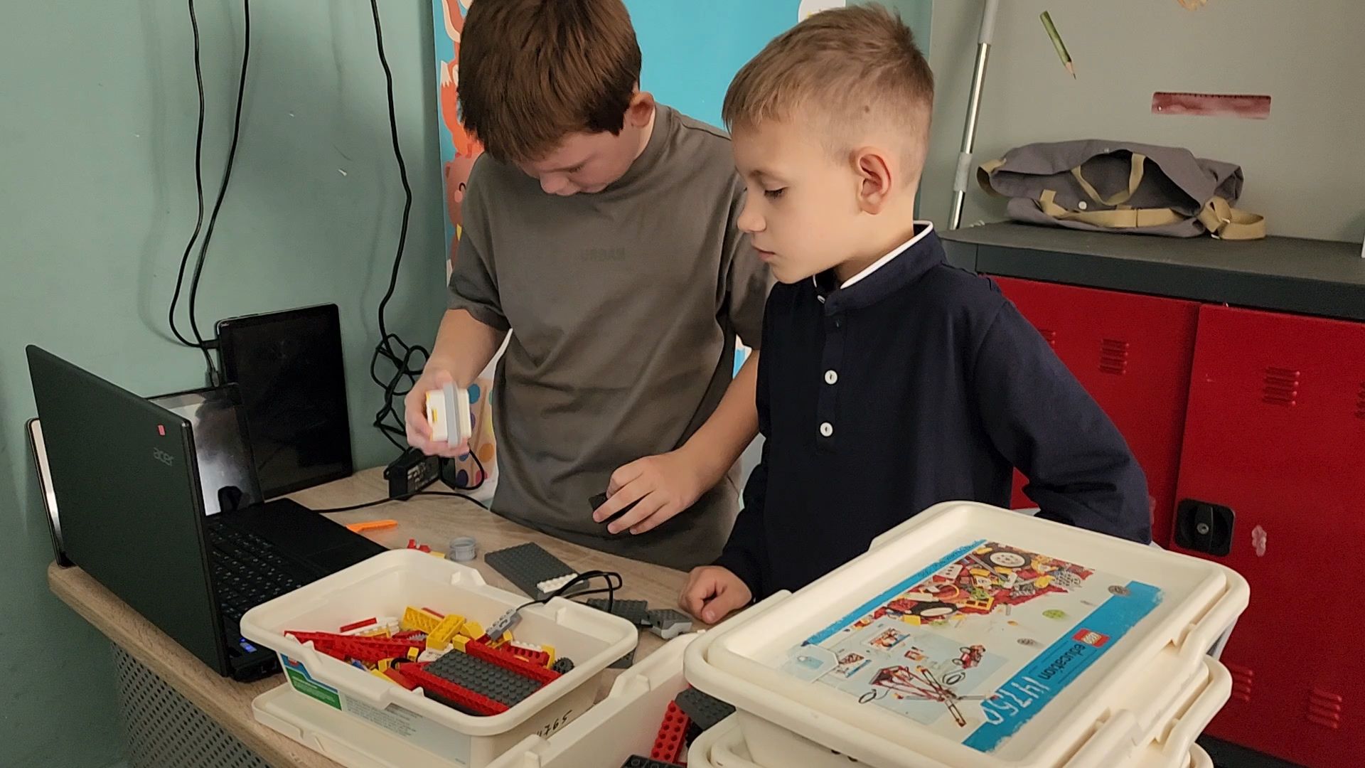 бронницы, робототехника , дополнительное образование в лицее ,робототехника в лицее ,