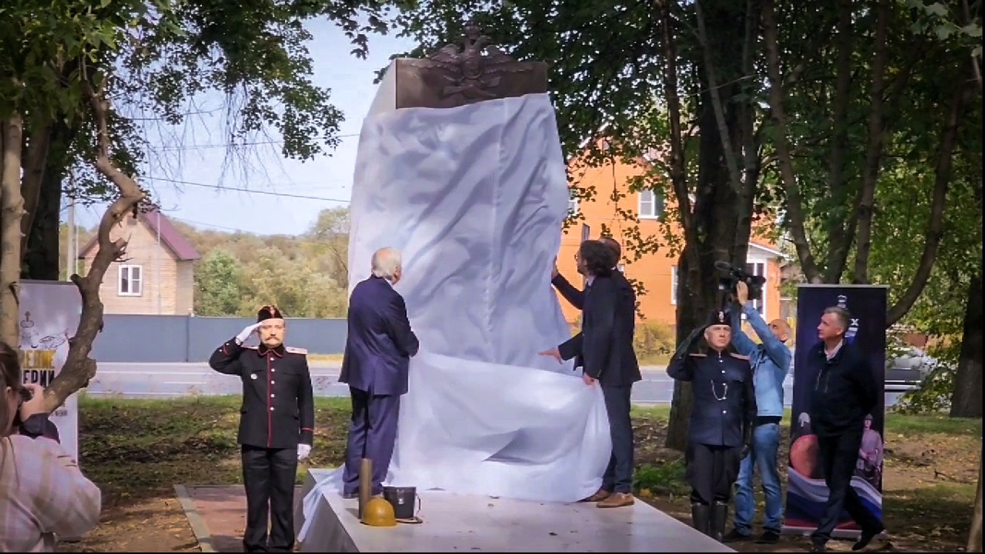 бронницы, открытие памятника летчикам 5-ой авиароты, новый памятник в бронницах,наследие империи ,