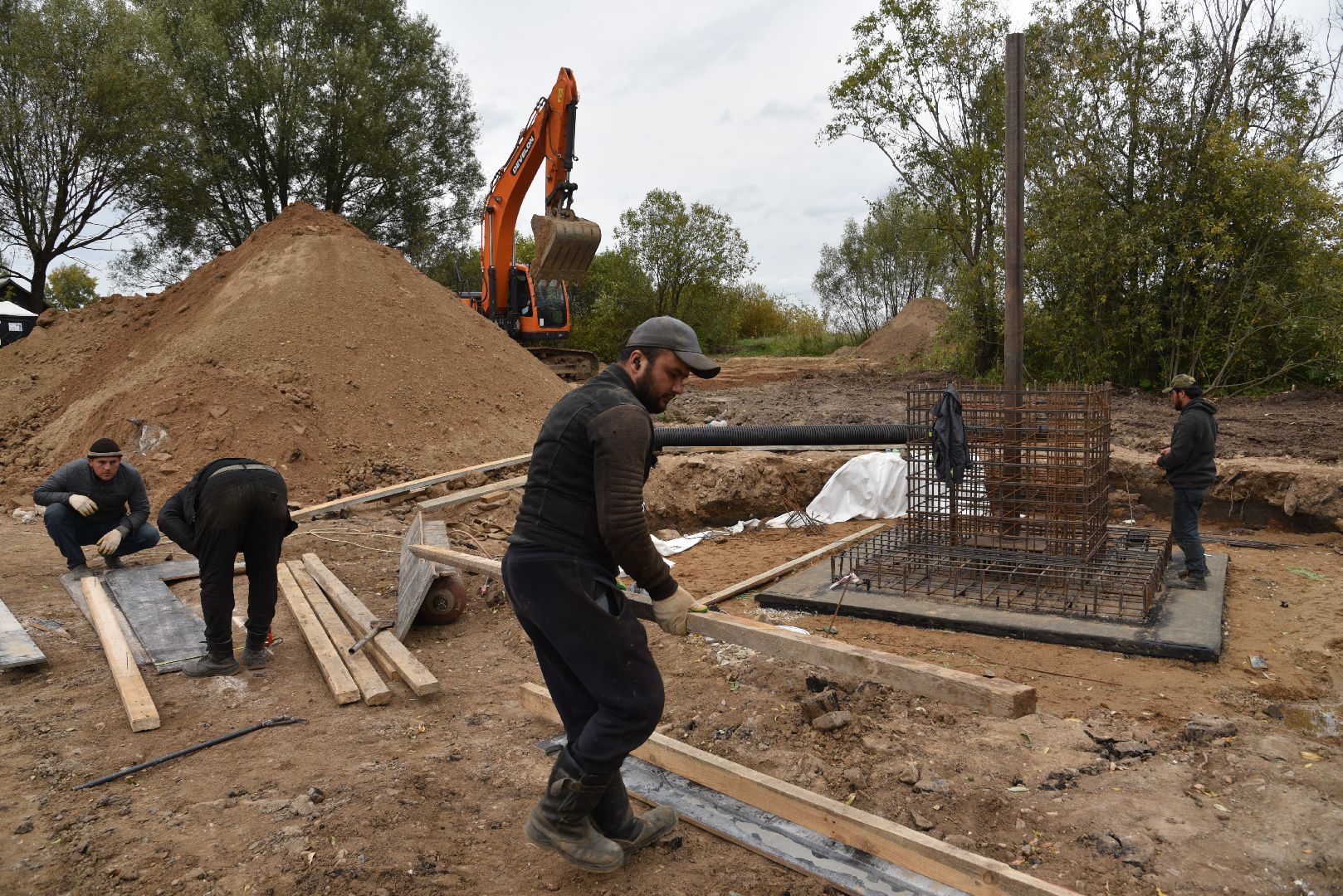 лотошино, калицино, населенный пункт воинской доблести, строительство, великая отечественная война,